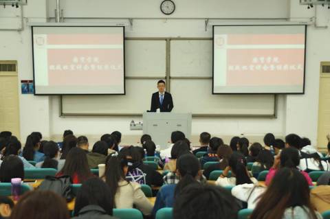 说明: http://wzgl.huel.edu.cn:8080/_mediafile/xgb/2016/10/15/17m6lt59kg.jpg